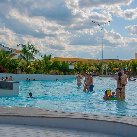 Lacqua Di Roma, Com Fogao Geladeira E Parque Aquatico 24H Калдас-Новас Екстер'єр фото